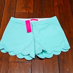 Lilly Pulitzer buttercup stretch shorts
